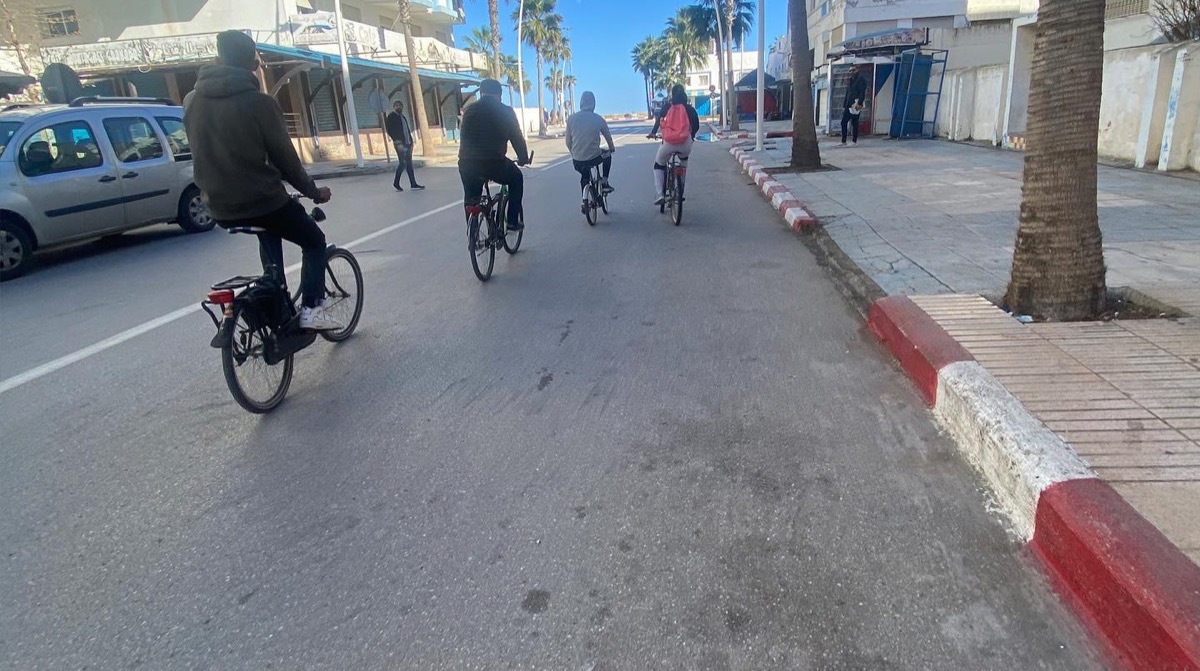Cyclists of the volunteering team in Martil